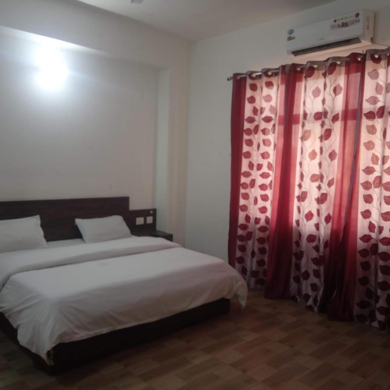The Rejoice Hotel & Guesthouse 大诺伊达 外观 照片